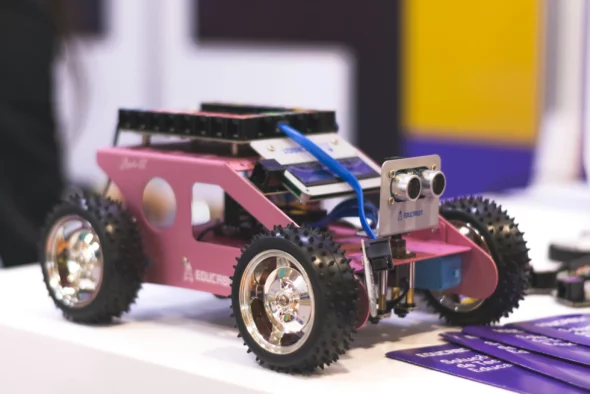 Introducing Robotics to Your Child: A Fun and Educational Journey